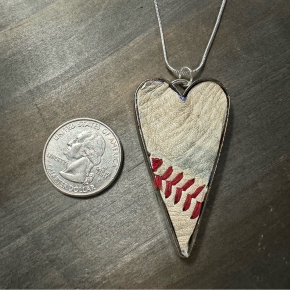 Baseball Hearts - Picture 2 of 3